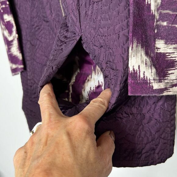 Chico’s Purple Quilted Vest and matching purple beige patterned shirt - Picture 5 of 10